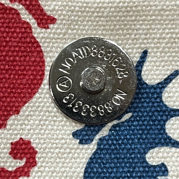 Rare BUNGALOW 360 Seahorse Print Canvas Wristlet Clutch Natural/Beige Red Blue - Picture 8 of 10